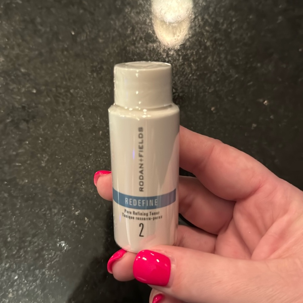 Rodan + Fields redefine travel toner